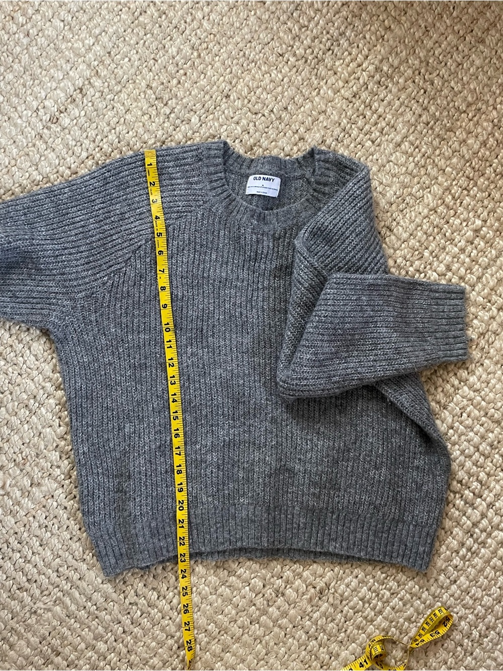 Gray Ribbed Crewneck Sweater - Picture 6 of 7